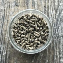 Load image into Gallery viewer, Homestead Harvest Non-GMO Rabbit Pellets For growing and mature rabbits